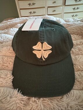 NWT Lucky Brand Forest Green/Cream Embroidered Shamrock Adjustable Baseball Hat